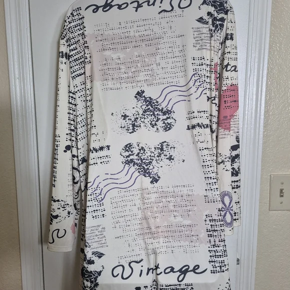 Valentine's Vibes Vintage Inspired Cream Tunic Blouse 3X - Picture 6 of 9